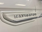 2023 Navigator L Thumbnail 17