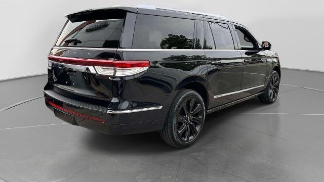 2023 Lincoln Navigator L Reserve