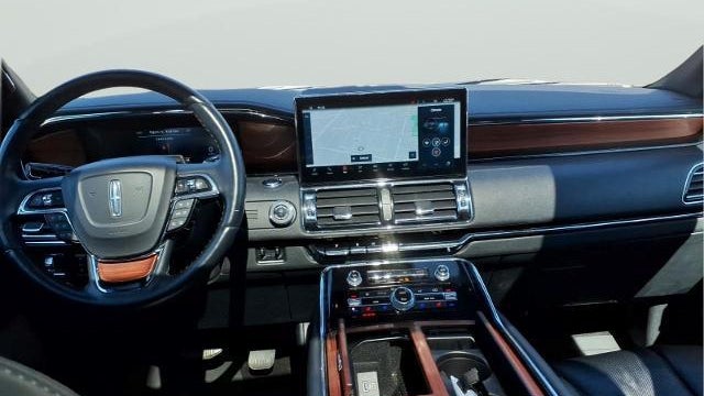 2024 Lincoln Navigator L Reserve