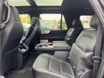 2024 Navigator L Thumbnail 19