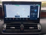 2024 Navigator L Thumbnail 32