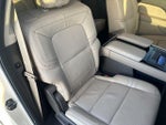 2024 Navigator L Thumbnail 13