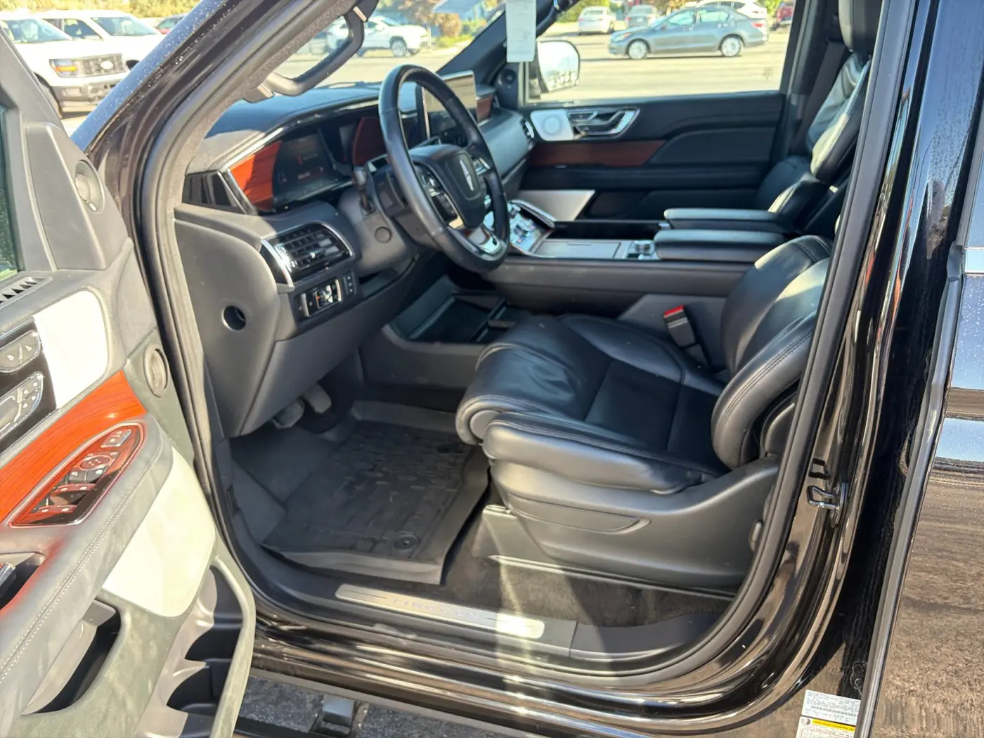 2024 Lincoln Navigator - $64,131
