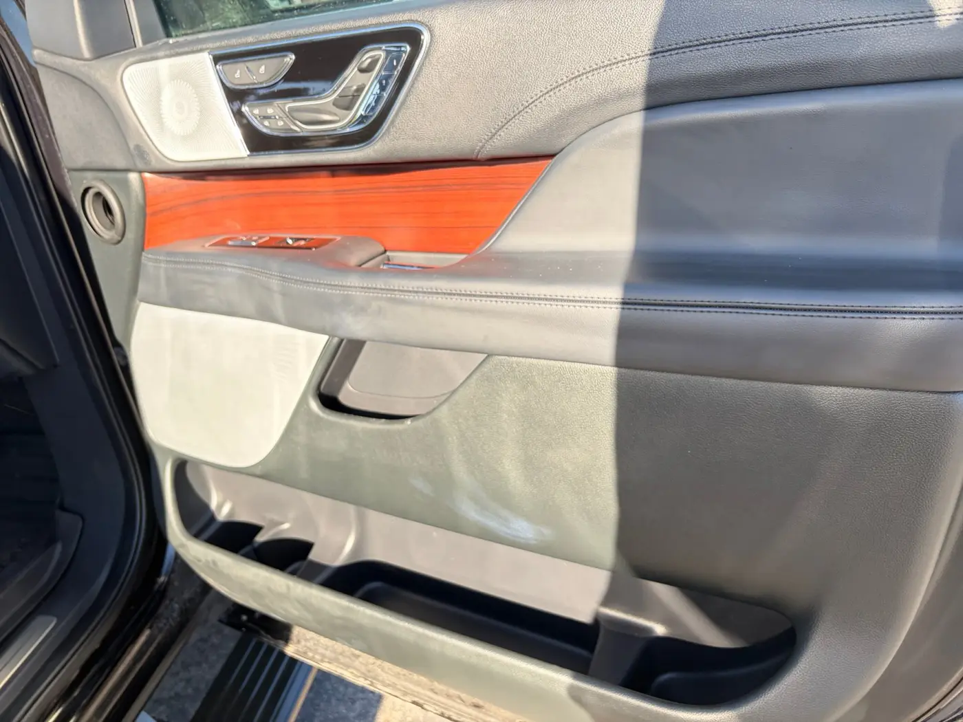 2024 Lincoln Navigator - $64,131