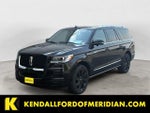 2024 Navigator L Thumbnail 1