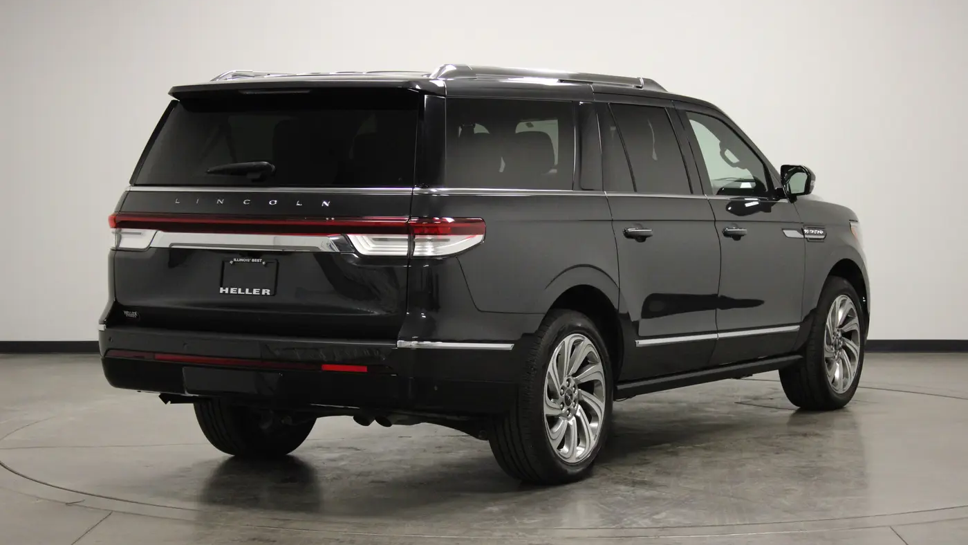 2024 Lincoln Navigator L Reserve