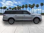 2024 Navigator L Thumbnail 9