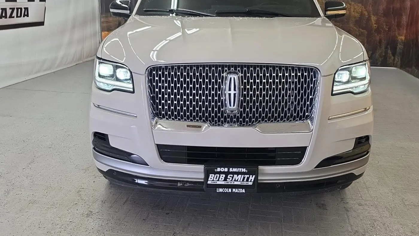 2024 Lincoln Navigator L Reserve