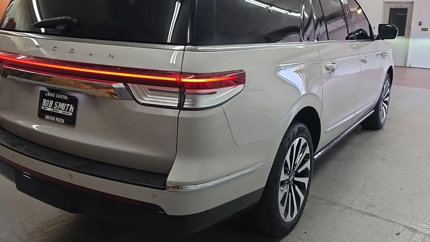 2024 Lincoln Navigator L Reserve