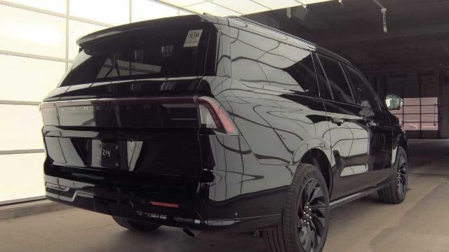 2025 Lincoln Navigator L Reserve