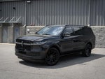 2025 Navigator L Thumbnail 4
