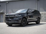 2025 Navigator L Thumbnail 10