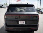 2025 Navigator L Thumbnail 17