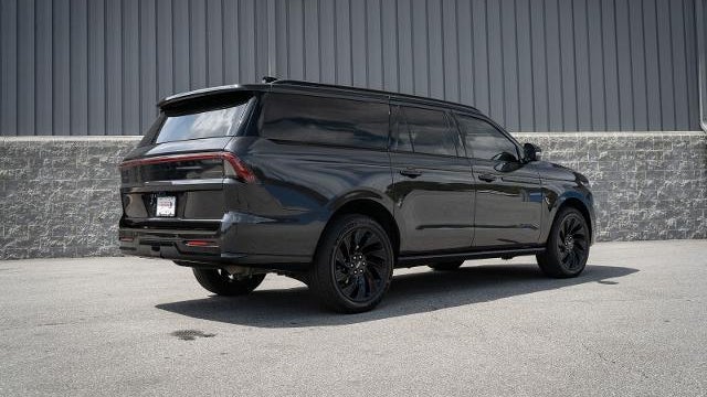 2025 Lincoln Navigator L Reserve