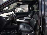 2025 Navigator L Thumbnail 26