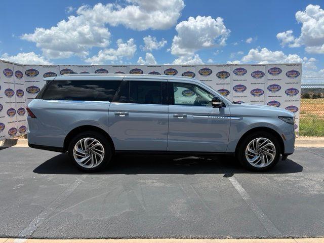 2025 Lincoln Navigator