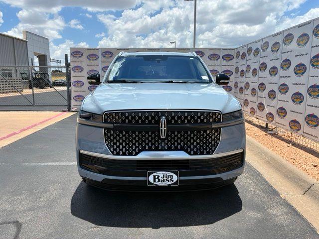 2025 Lincoln Navigator - $73,799