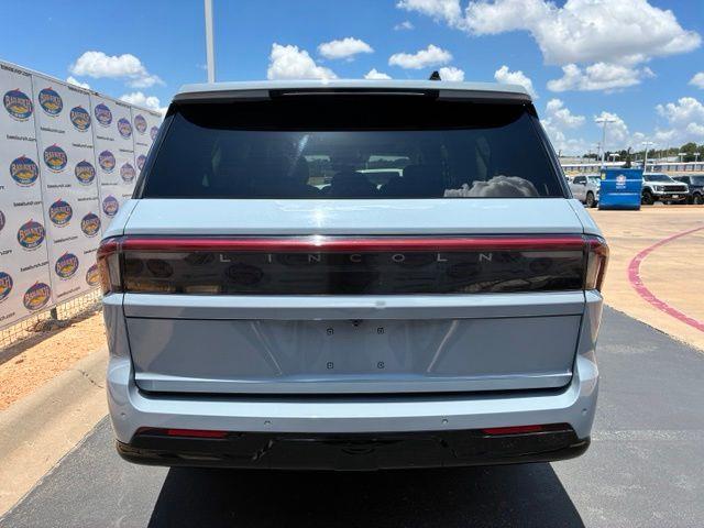 2025 Lincoln Navigator - $73,799