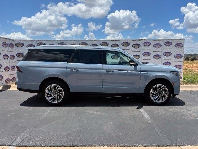 2025 Lincoln Navigator