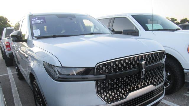 Preowned 2025 Lincoln Navigator L Reserve for Sale