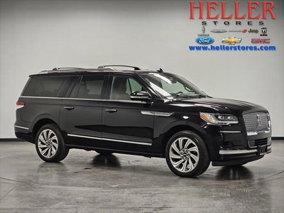 Photo of a 2023 Lincoln Navigator L 4X4 Reserve 4DR SUV for sale