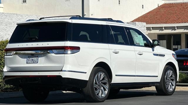 2023 Lincoln Navigator L Reserve
