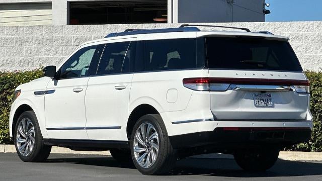 2023 Lincoln Navigator L Reserve