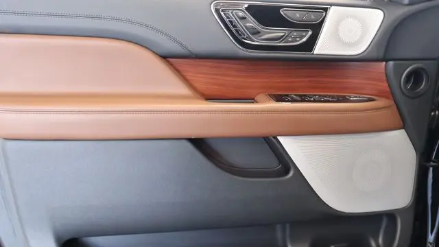 2023 Lincoln Navigator L Reserve