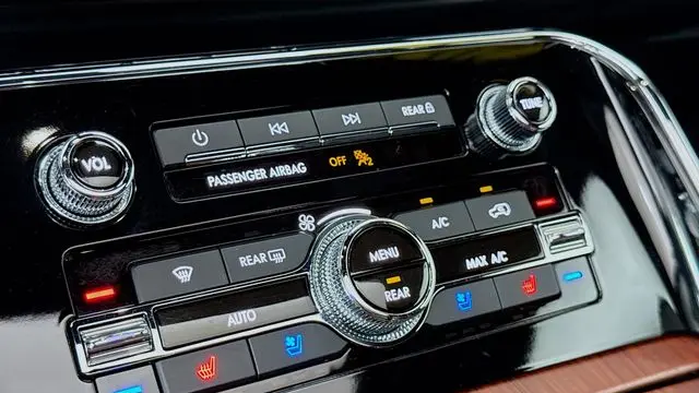 2023 Lincoln Navigator L Reserve
