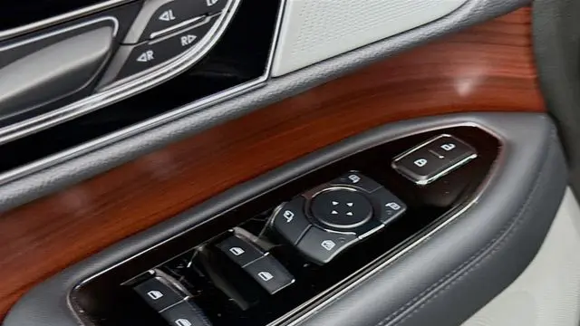 2023 Lincoln Navigator L Reserve