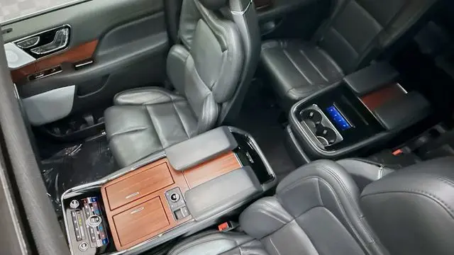 2023 Lincoln Navigator L Reserve