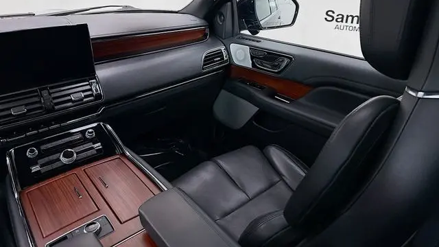 2023 Lincoln Navigator L Reserve