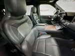 2023 Navigator L Thumbnail 31