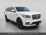 2023 Navigator L Thumbnail 2
