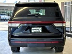 2023 Navigator L Thumbnail 5