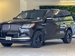 2023 Navigator L Thumbnail 8