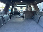 2023 Navigator L Thumbnail 16