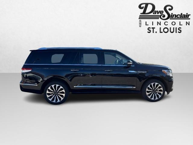 2023 Lincoln Navigator - $56,616