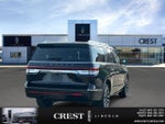 2024 Navigator L Thumbnail 3