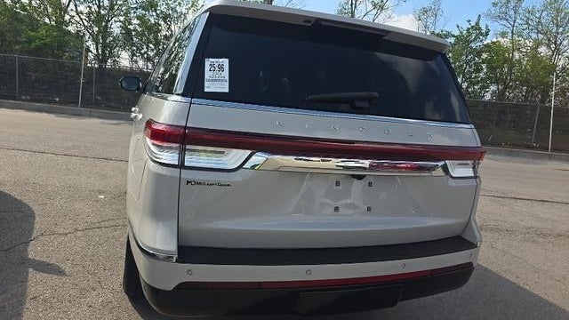 2024 Lincoln Navigator L Reserve