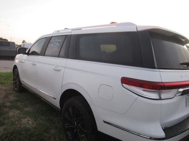 2024 Lincoln Navigator - $70,789