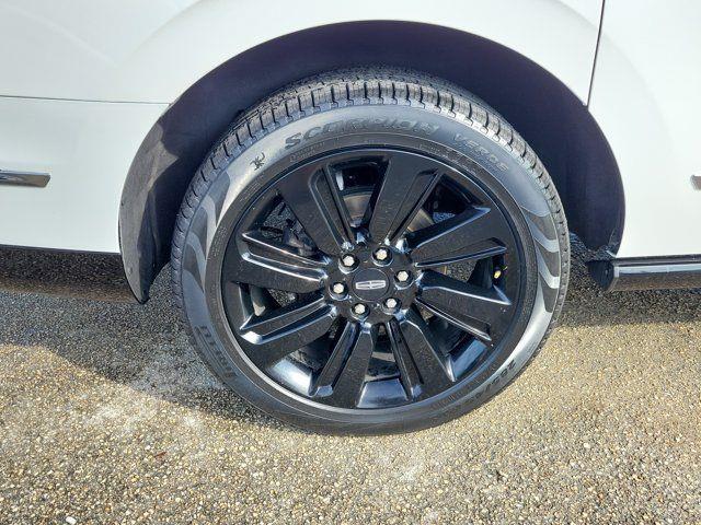 2024 Lincoln Navigator - $70,789