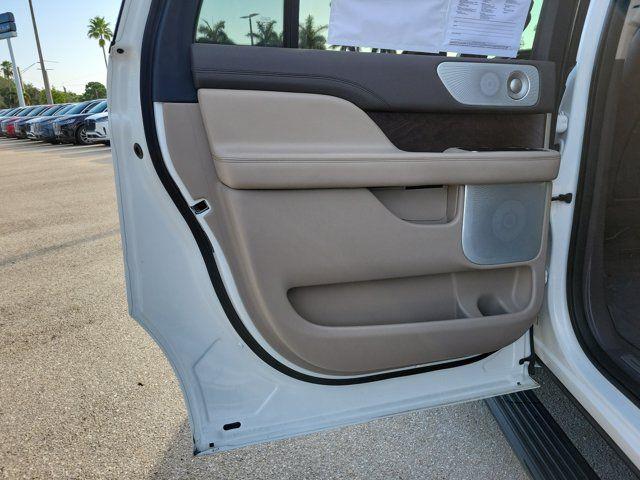 2024 Lincoln Navigator - $70,789