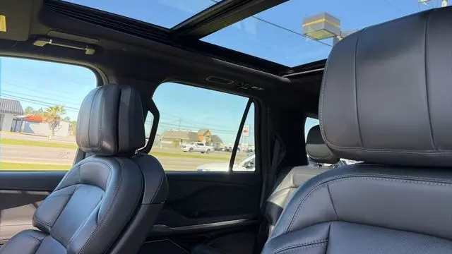 2025 Lincoln Navigator L Reserve