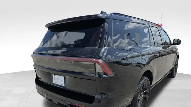 2025 Lincoln Navigator L Reserve