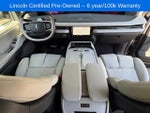 2025 Navigator L Thumbnail 15