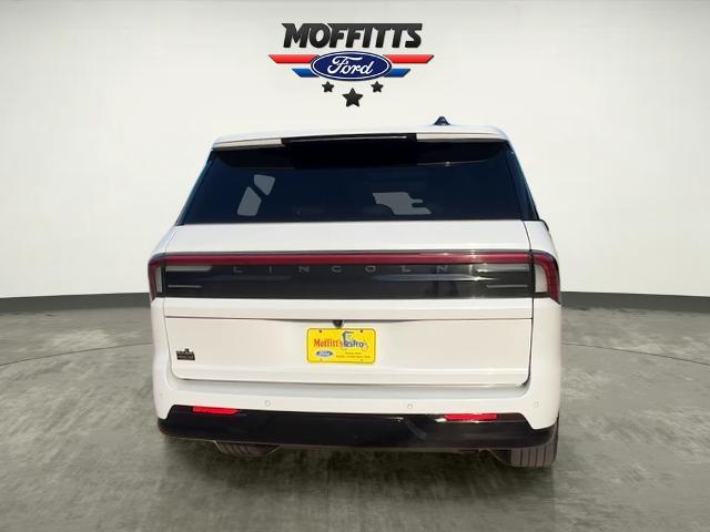 2025 Lincoln Navigator - $77,569