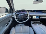 2025 Navigator L Thumbnail 11