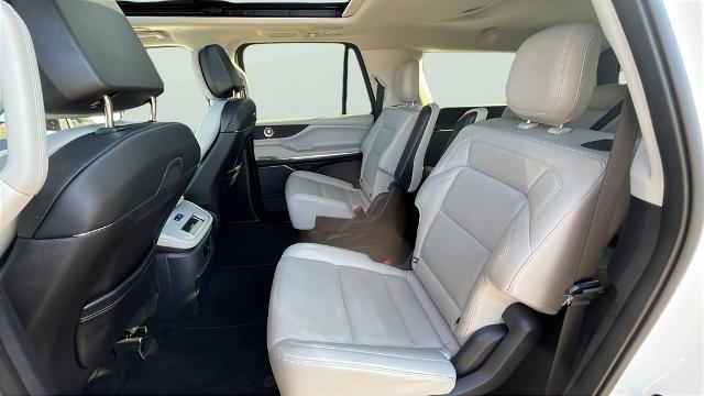 2025 Lincoln Navigator - $77,569