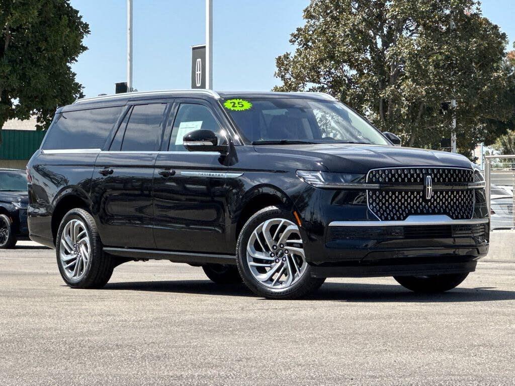 2025 Lincoln Navigator - $81,760